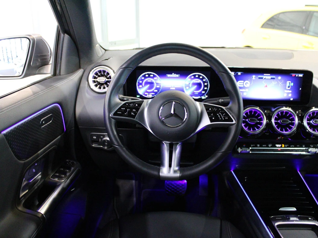 Mercedes-Benz EQA – foto 13