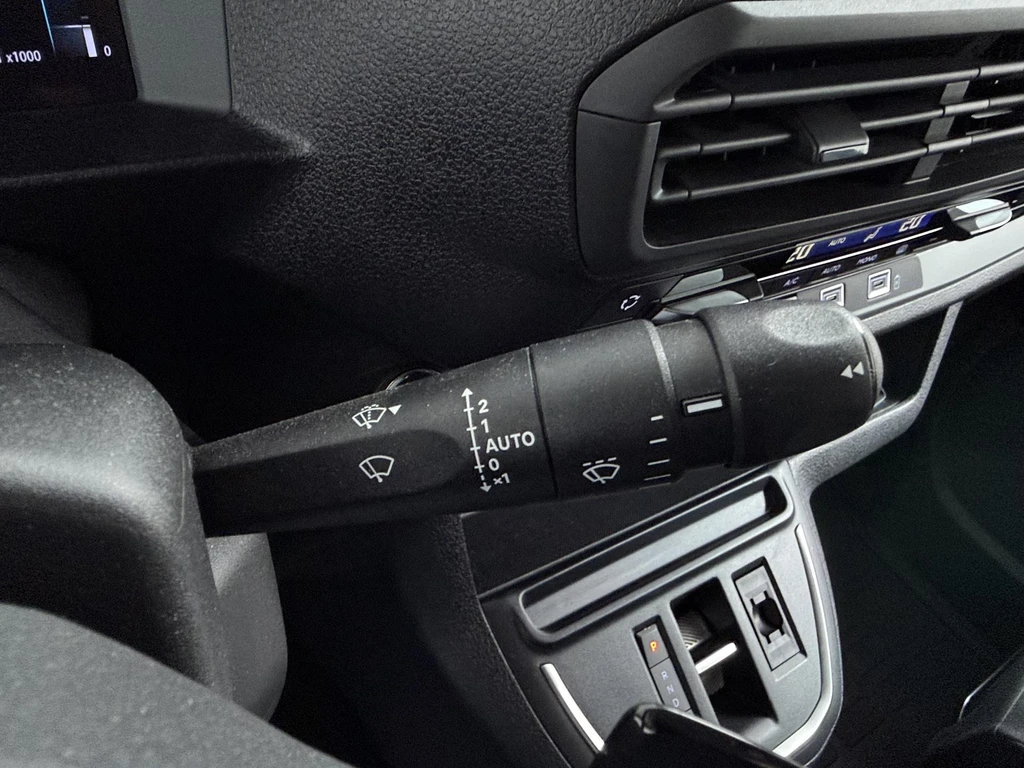 Opel Vivaro – foto 23