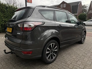 Ford Kuga – thumbnail 7