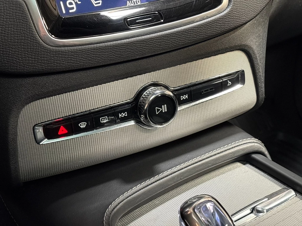 Volvo XC90 – foto 9