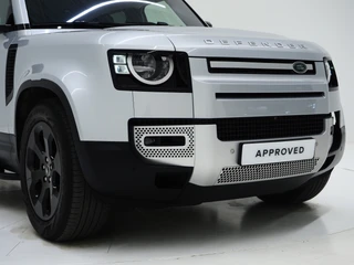 Land Rover Defender – thumbnail 8