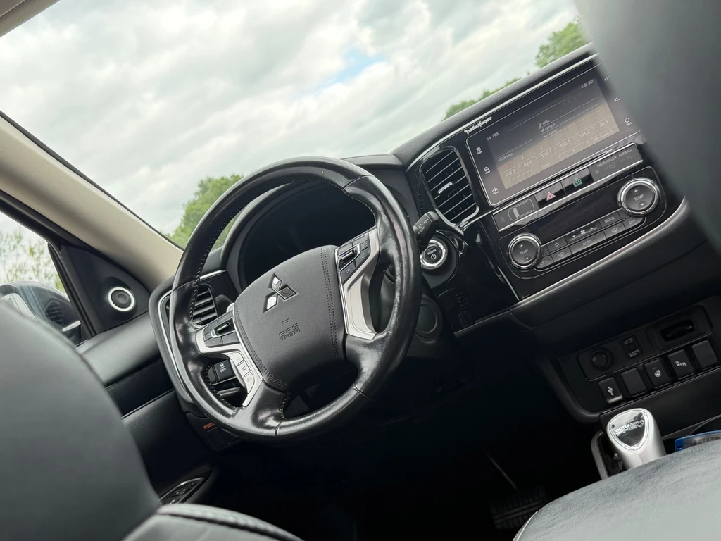 Mitsubishi Outlander – foto 19