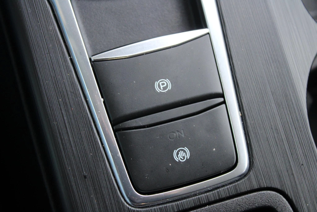 Ford Kuga – foto 22
