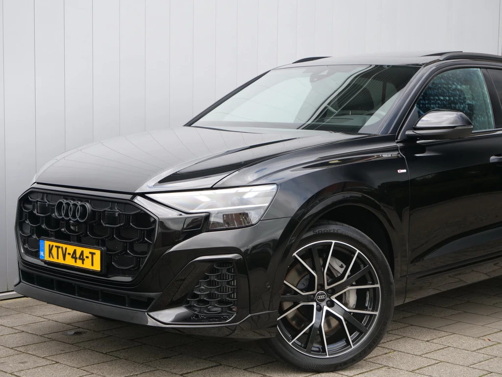 Audi Q8 – foto 1