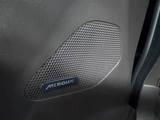 Jaguar F-PACE – thumbnail 27