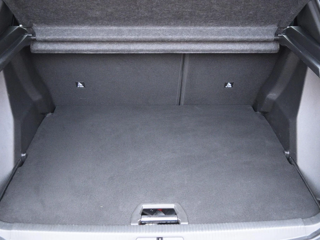Peugeot e-2008 – foto 18