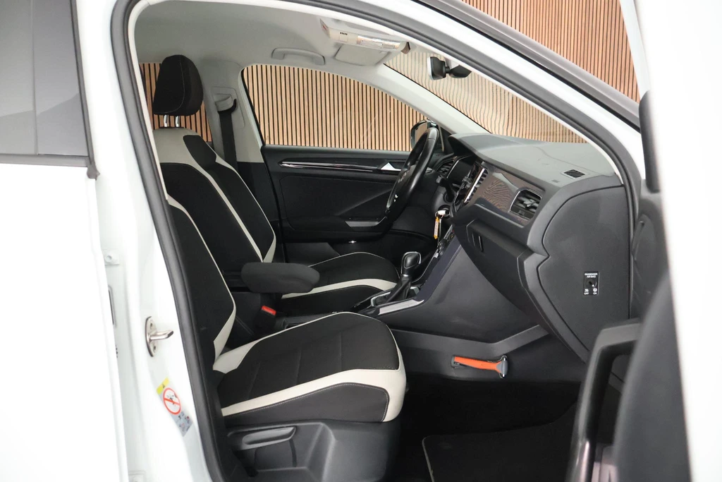 Volkswagen T-Roc – foto 12