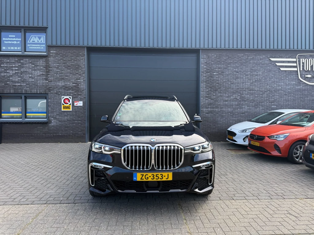 BMW X7 – foto 11