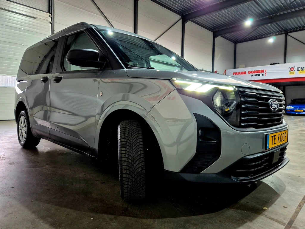 Ford Tourneo Courier – foto 11