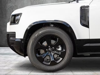 Land Rover Defender – thumbnail 6