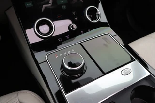 Land Rover Range Rover Velar – thumbnail 18