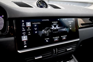 Porsche Cayenne – thumbnail 18