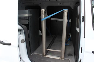 Ford Transit Connect – thumbnail 20