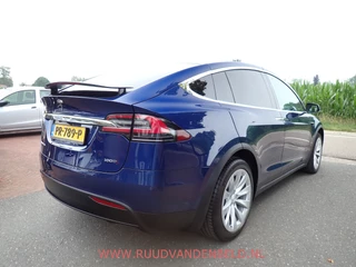 Tesla Model X – thumbnail 6