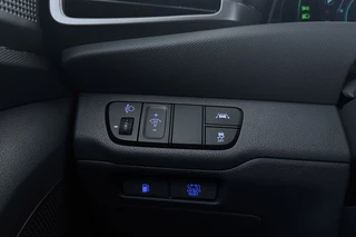 Hyundai IONIQ – thumbnail 36