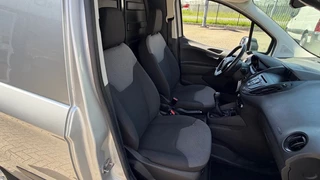 Ford Transit Courier – thumbnail 9