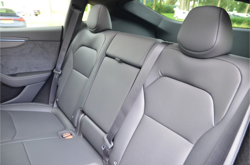 Tesla Model Y – foto 15