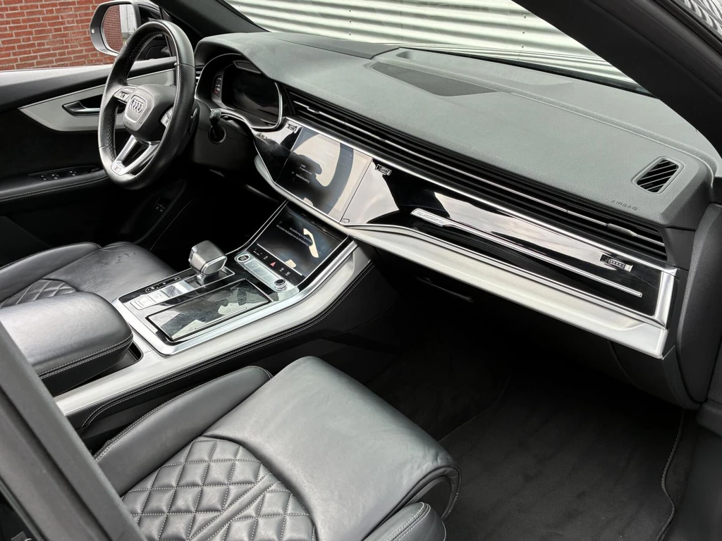 Audi Q8 – foto 22