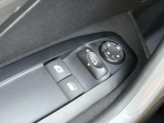 Peugeot 2008 – thumbnail 32