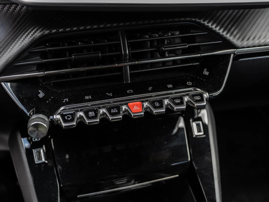 Peugeot 208 – foto 28