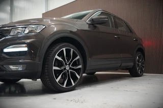 Volkswagen T-Roc – thumbnail 3