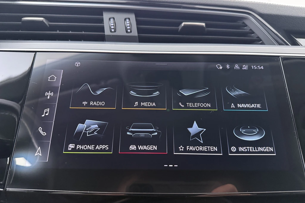 Audi Q8 e-tron – foto 27