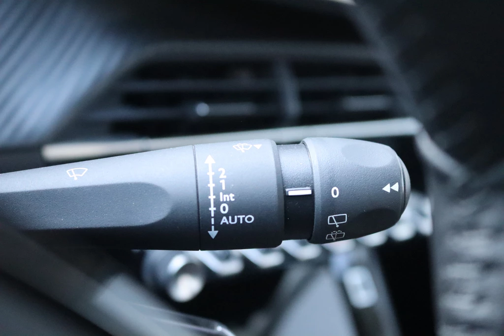 Peugeot 208 – foto 21