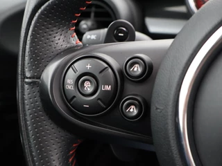 MINI Cooper Cabrio – thumbnail 40