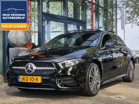 Mercedes-Benz A-klasse 250 e AMG Styling | Panoramadak | Schuif / kanteldak | Cruise Control | Navigatie | Climate Control