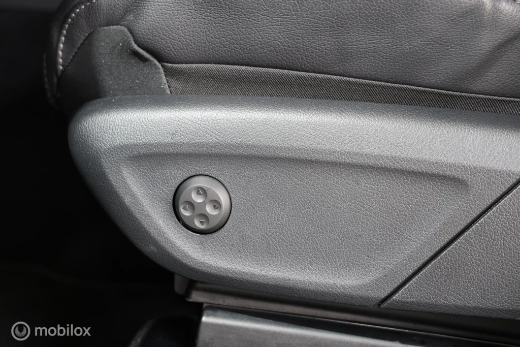Mercedes-Benz GLE – foto 35