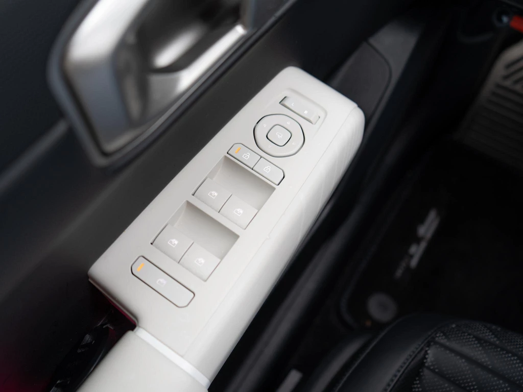 Kia EV4 – foto 18