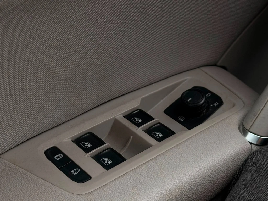 Volkswagen Touran – foto 22