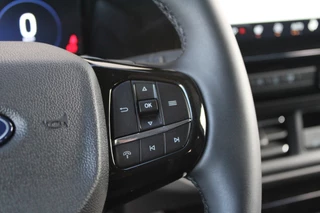 Ford Tourneo Custom – thumbnail 25
