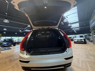 Volvo XC90 – thumbnail 23