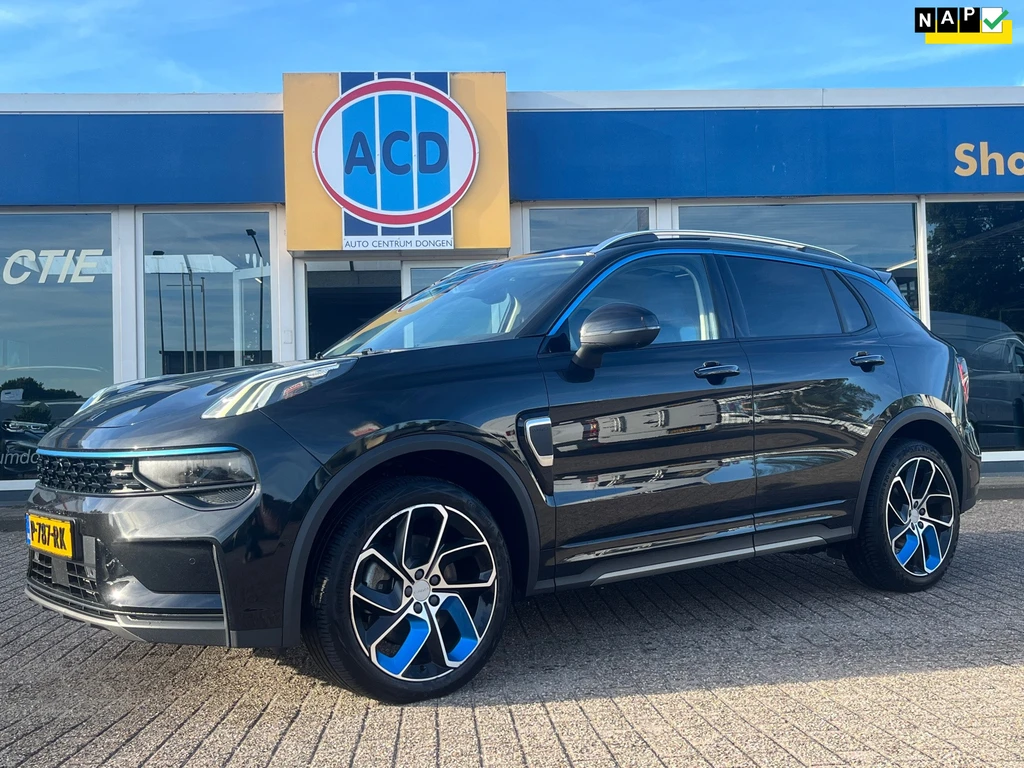 Lynk & Co 01 – foto 1