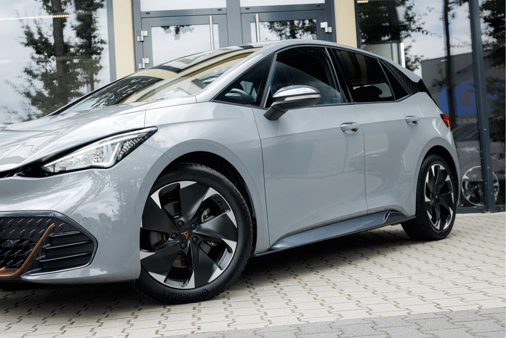 CUPRA Born – foto 2