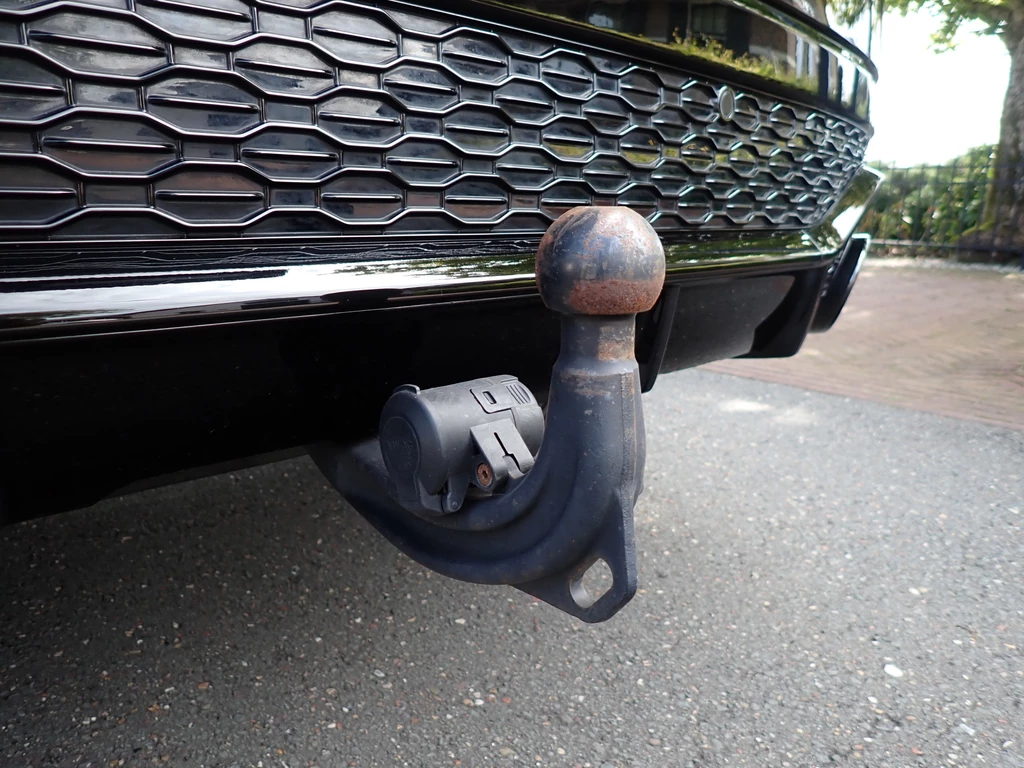 Audi RSQ8 – foto 10