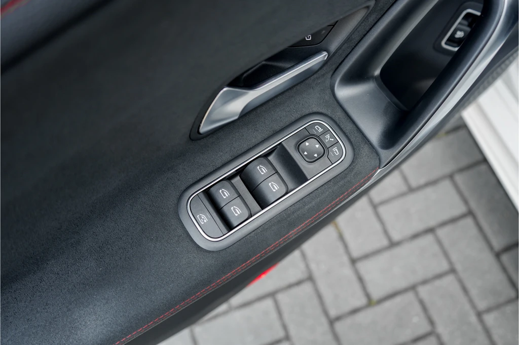 Mercedes-Benz CLA – foto 48