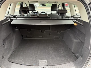 Ford Kuga – thumbnail 30