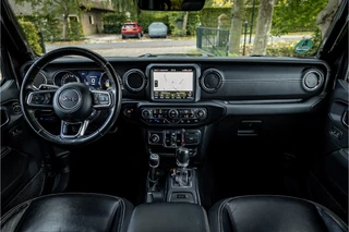 Jeep Wrangler – thumbnail 12