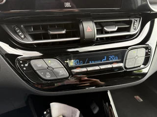 Toyota C-HR – thumbnail 17
