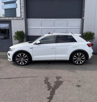 Volkswagen T-Roc – thumbnail 3