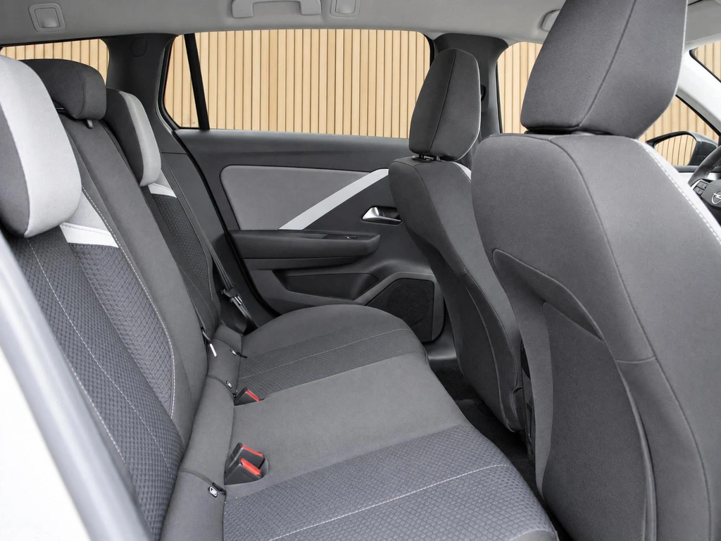 Opel Astra – foto 12