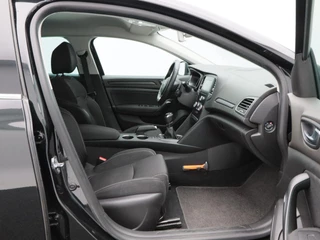 Renault Mégane Estate – thumbnail 17