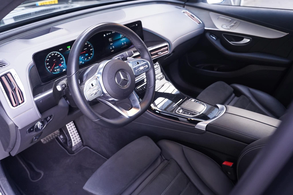 Mercedes-Benz EQC – foto 51