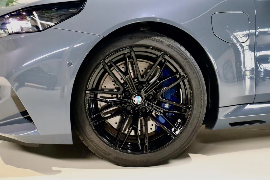 BMW M5 – foto 11