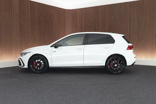 Volkswagen Golf – thumbnail 2
