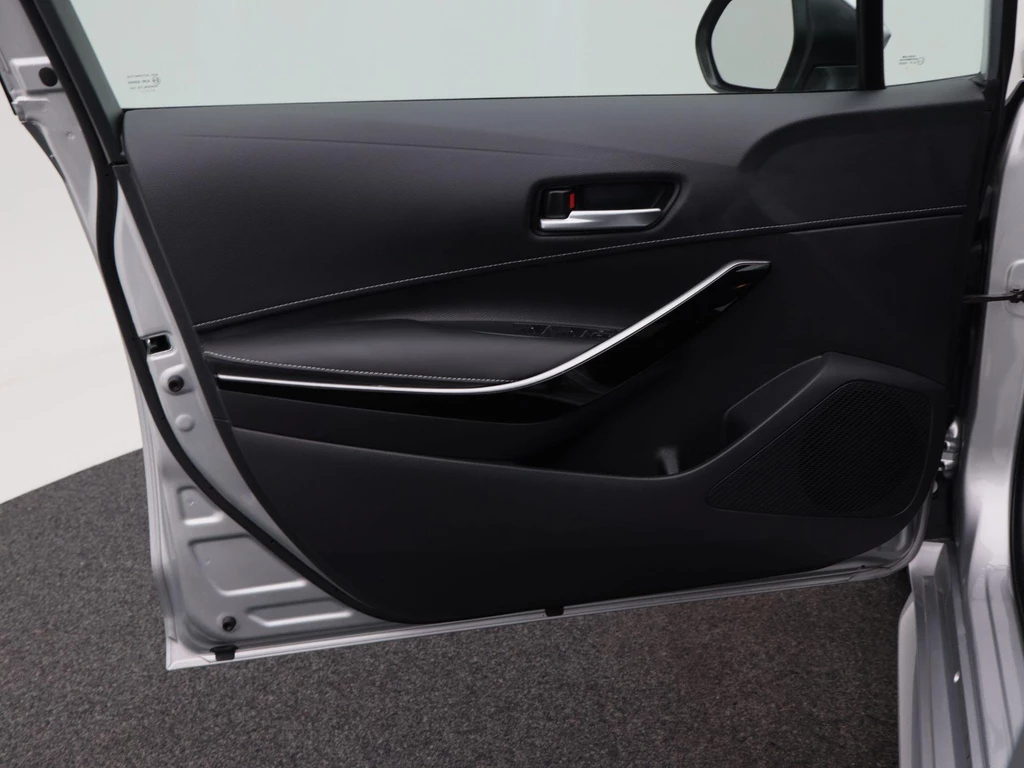 Toyota Corolla Touring Sports – foto 18
