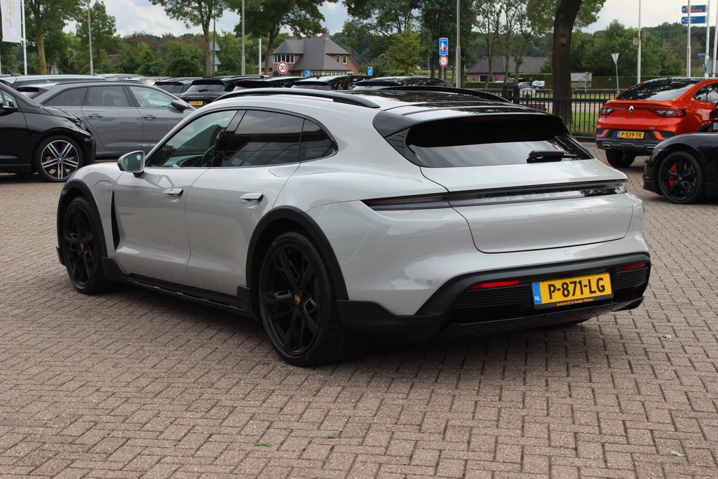 Porsche Taycan – foto 3