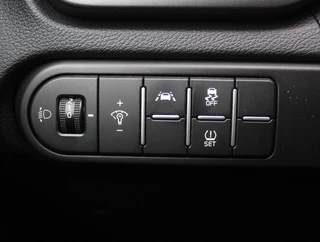 Kia Ceed – thumbnail 43